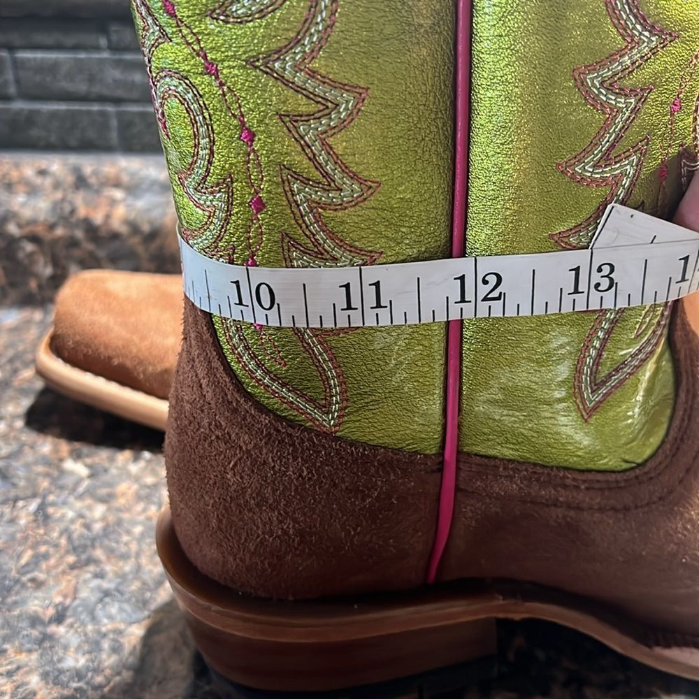 ARIAT WOMEN'S FUTURITY BOON WESTERN BOOTS - SQUARE TOE - Picture 12 of 16